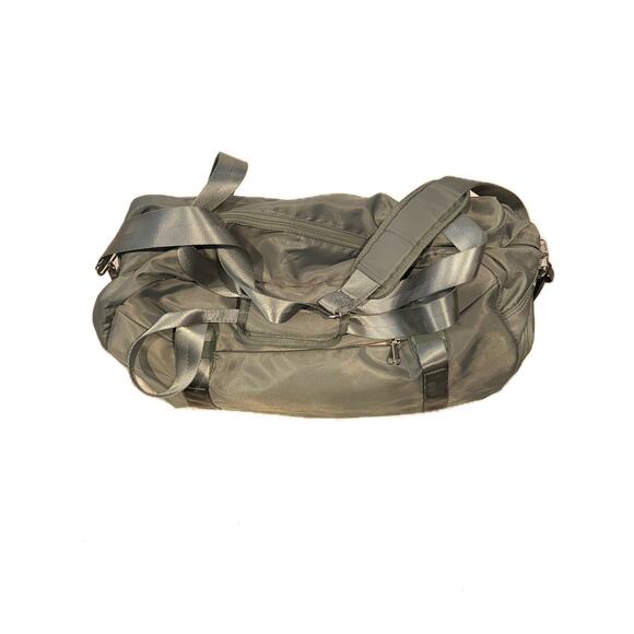 No Label Polyester Soft Shell Tote Gym Bag  20"x12"x8" - Picture 2 of 7